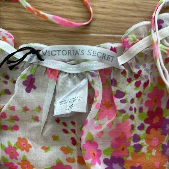 NWT Victoria Secret Lingerie Intimates Large - Picture 3 of 4